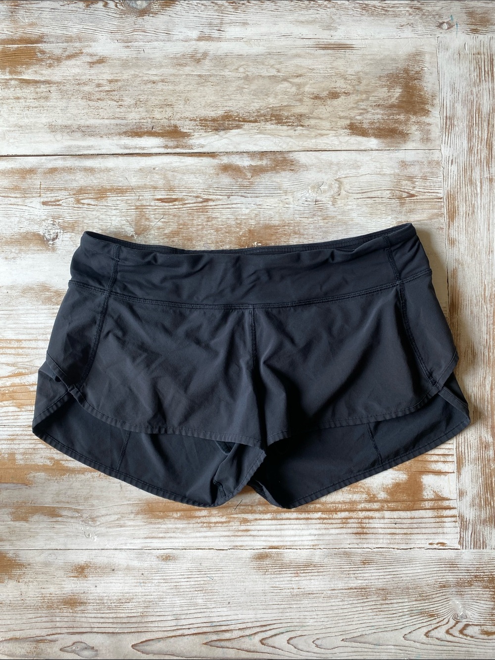 Lululemon Speed Up Black Athletic Running Shorts - 2.5”